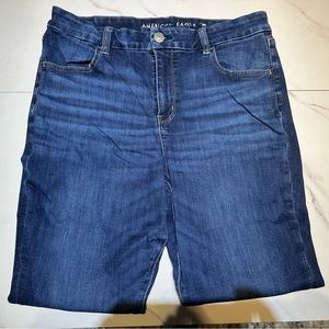American Eagle Next Level Strech Size 14 Jegging